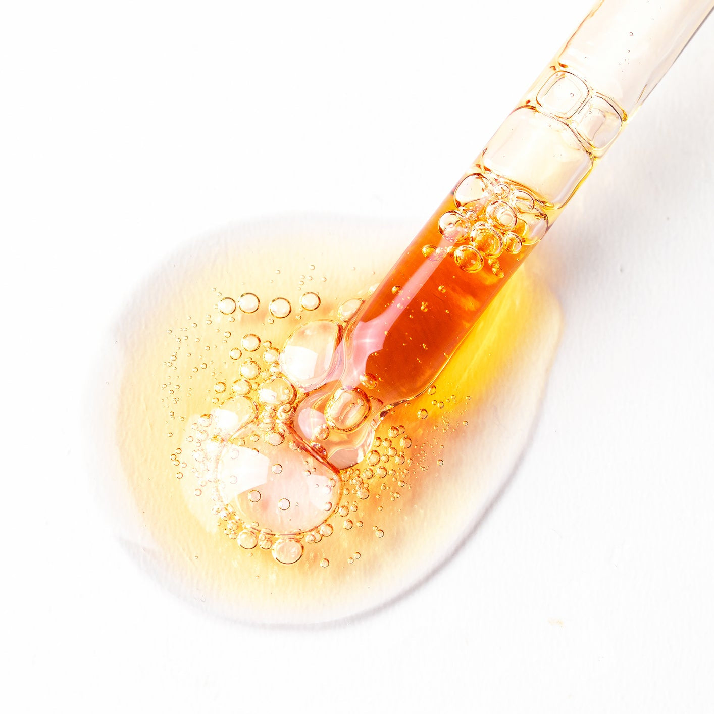 clinical vitamin c vitamin b vitamin e ferulic acid serum swatch